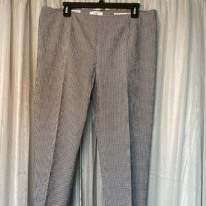 Peserico Black and White Checkered Capri Style Pants (Sz. 14)  (EUC)